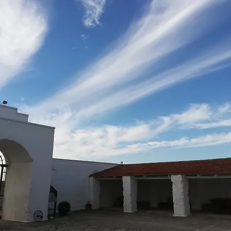 Masseria La Signorella Bed & Breakfast